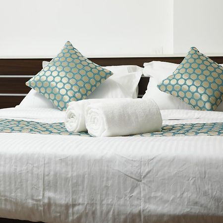 Puthens Clifton Inn Kottayam Dış mekan fotoğraf